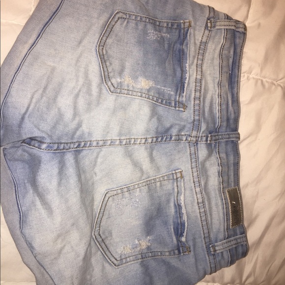 3 pairs of shorts - Picture 6 of 8